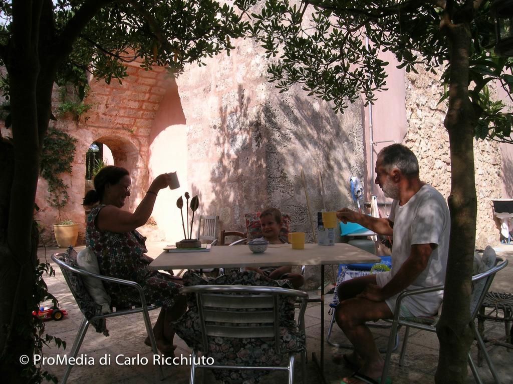 לינה וארוחת בוקר אוג'נטו Masseria Moresano מראה חיצוני תמונה